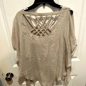 Apt 9 flowy top, NWT
